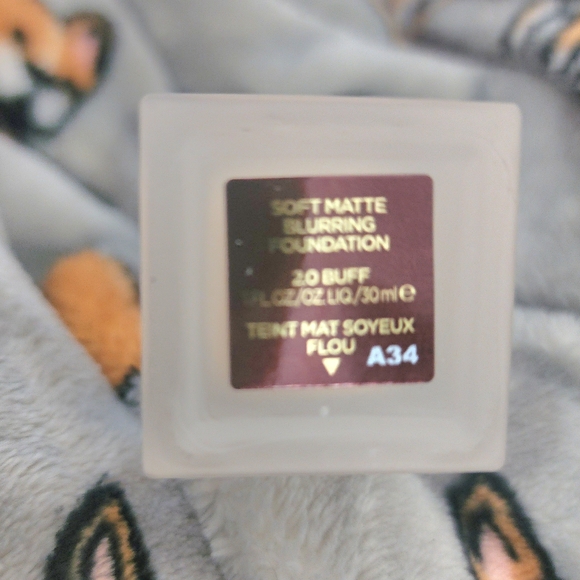 Tom Ford Architecture Foundation in Cream and Brown - Picture 2 of 6